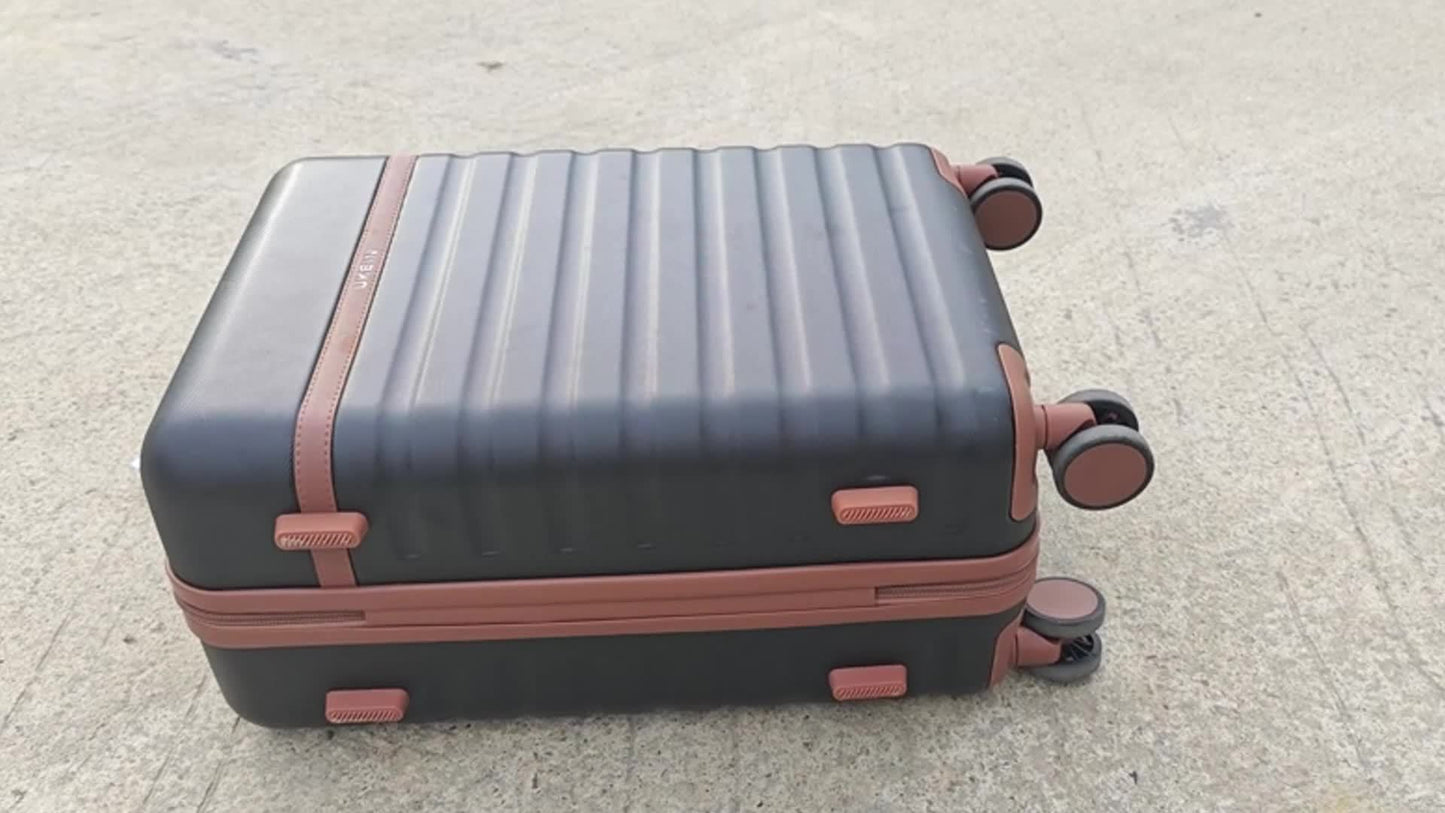 Hybrid Hardside Luggage Set With Spinner Wheels Carry On