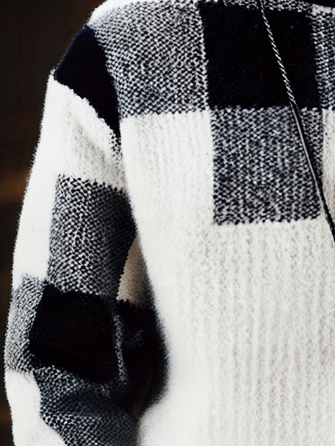 Men's Slim Fit Winter Plaid Sweater Warm Knit Round Neck