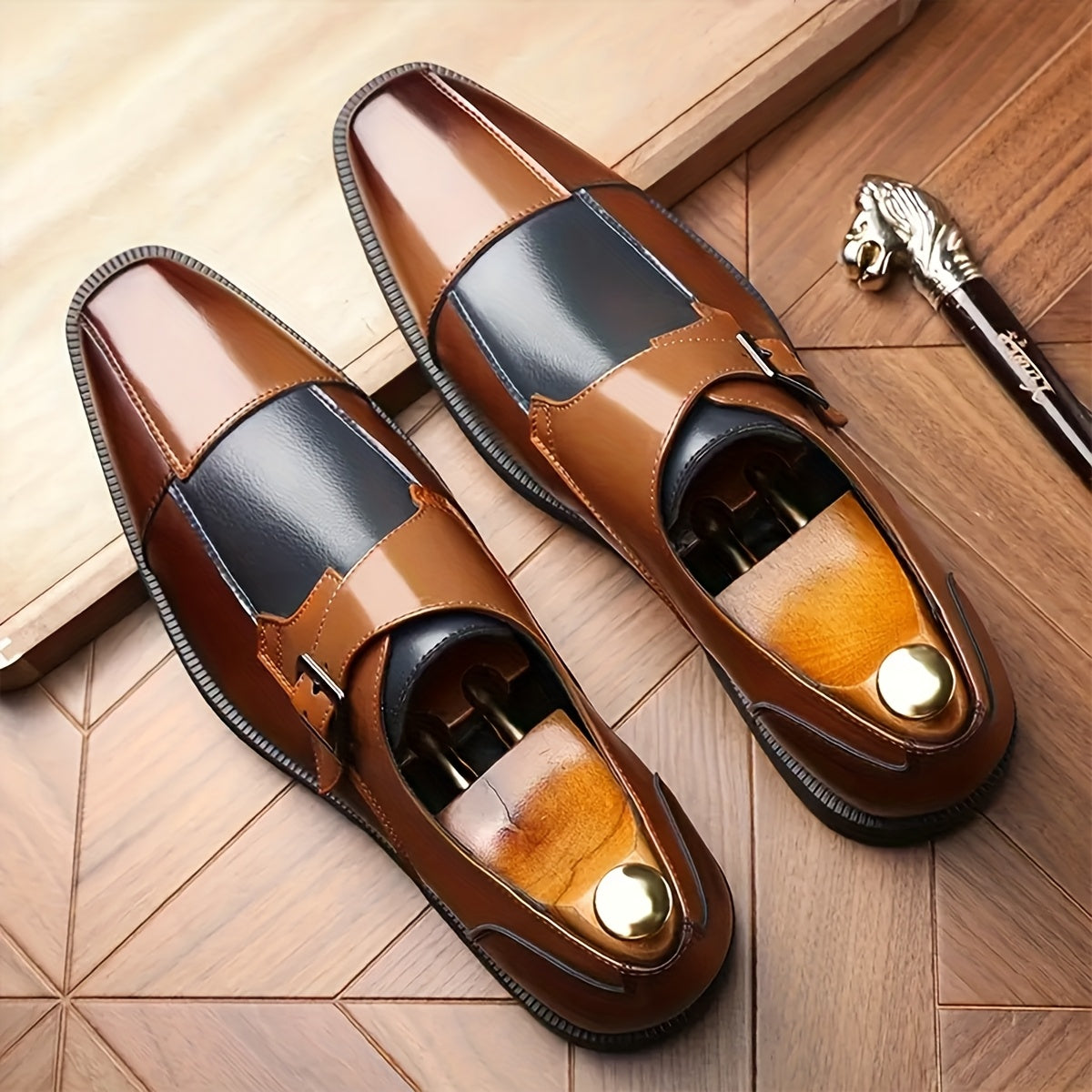PU Microfiber Plaid Oxford Shoes Low Top Buckle Closure