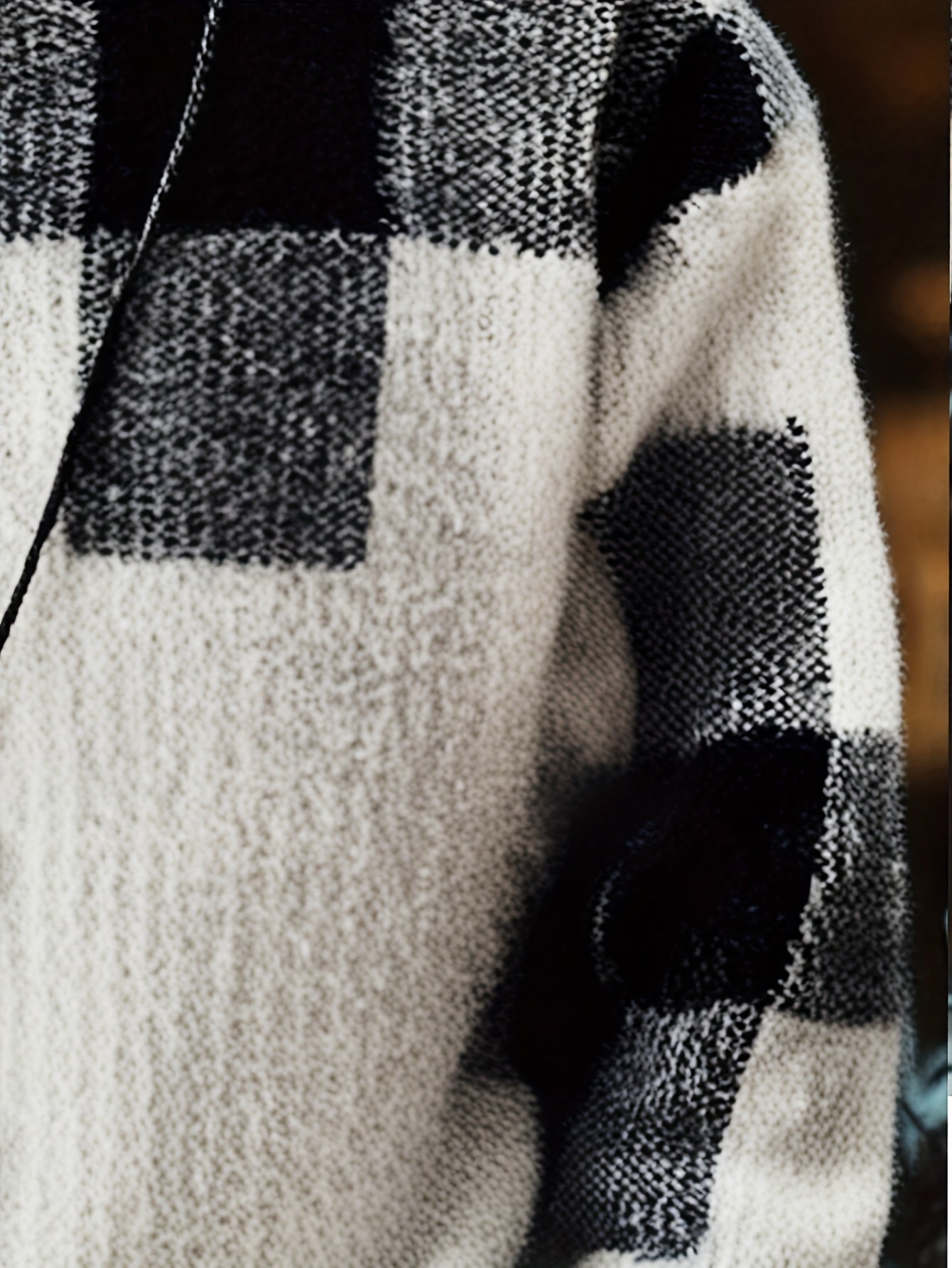 Men's Slim Fit Winter Plaid Sweater Warm Knit Round Neck