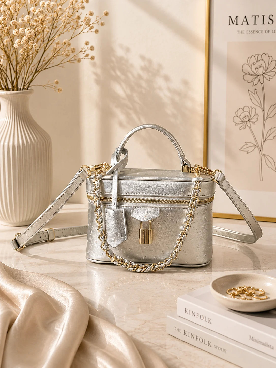 New Luxury Women'S Bag 19X11.5X6.5CM Portable Silver Small Cosmetic Bag Designer Inspired Handbag With Shoulder Strap No Box