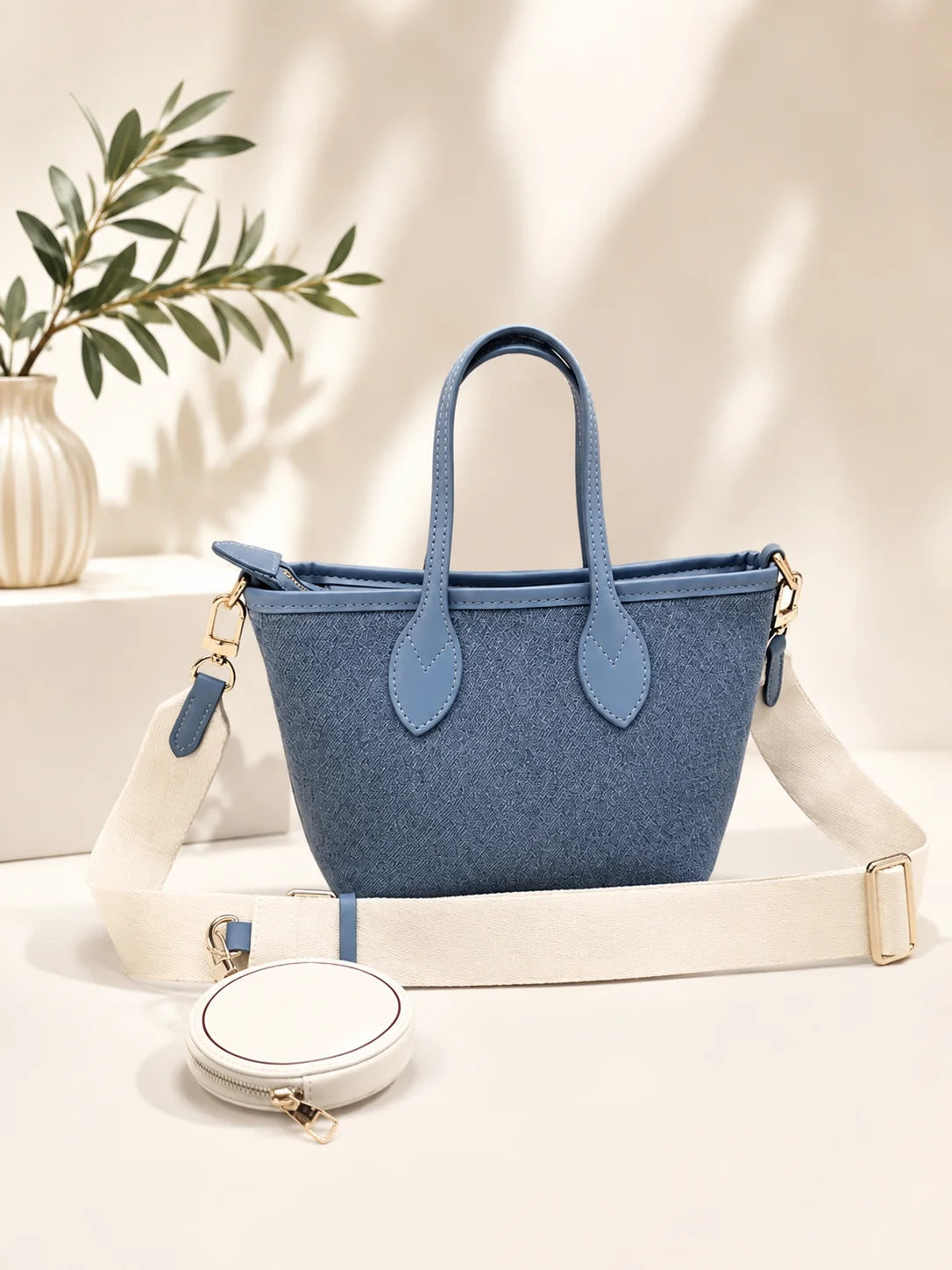 Famous Luxury Designers Bag Fashion New Women's Bag 24X14X9CM Embossed Denim Handbag Tote Bag No Box
