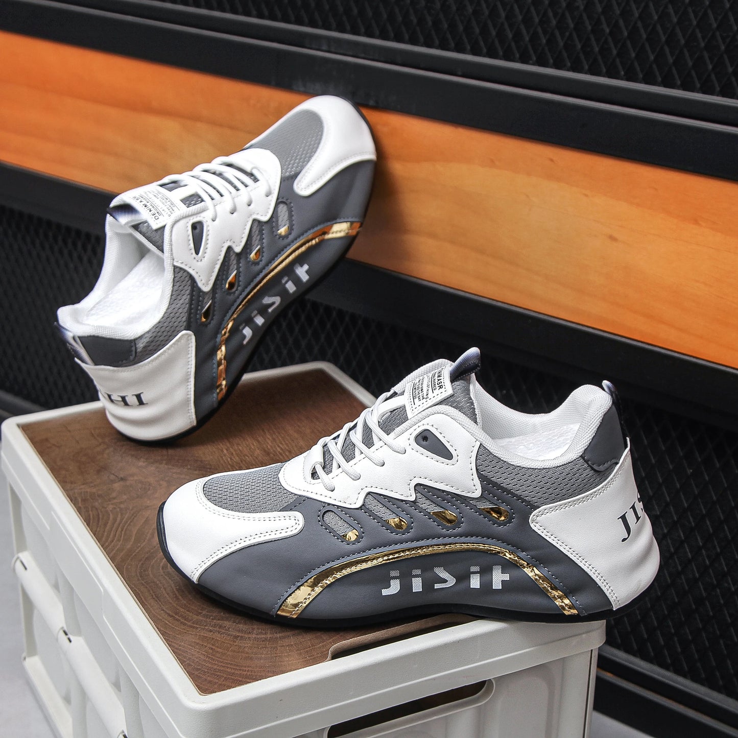 Men's Casual Anti Slip Lace Up Shoes For Sports Comfort