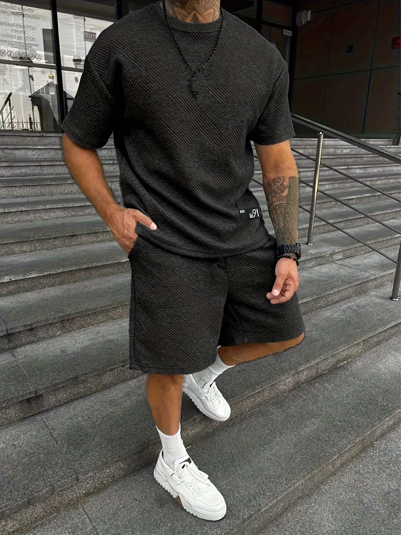 Xingfan OBM Men's Trendy Crew Neck T Shirt Two-Piece Set